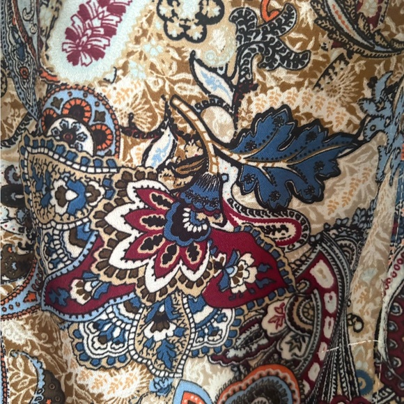 Roz Ali Blouse Womens M Multi Floral Paisley Semi Sheer Roll Tab Sleeve NWT - Picture 4 of 4